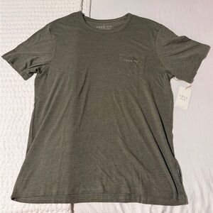 Men’s Free Fly Pocket T-Shirt. Vintage Camo Redfish.